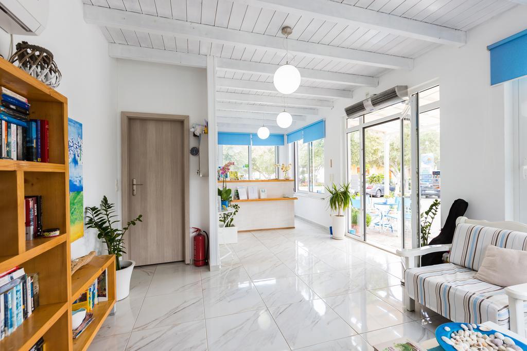 Fata Morgana Studios & Apartments Frangocastelo Luaran gambar